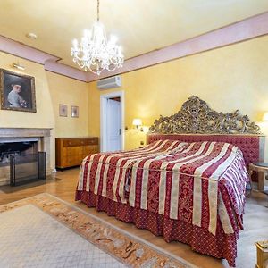 Camera deluxe con letto king size